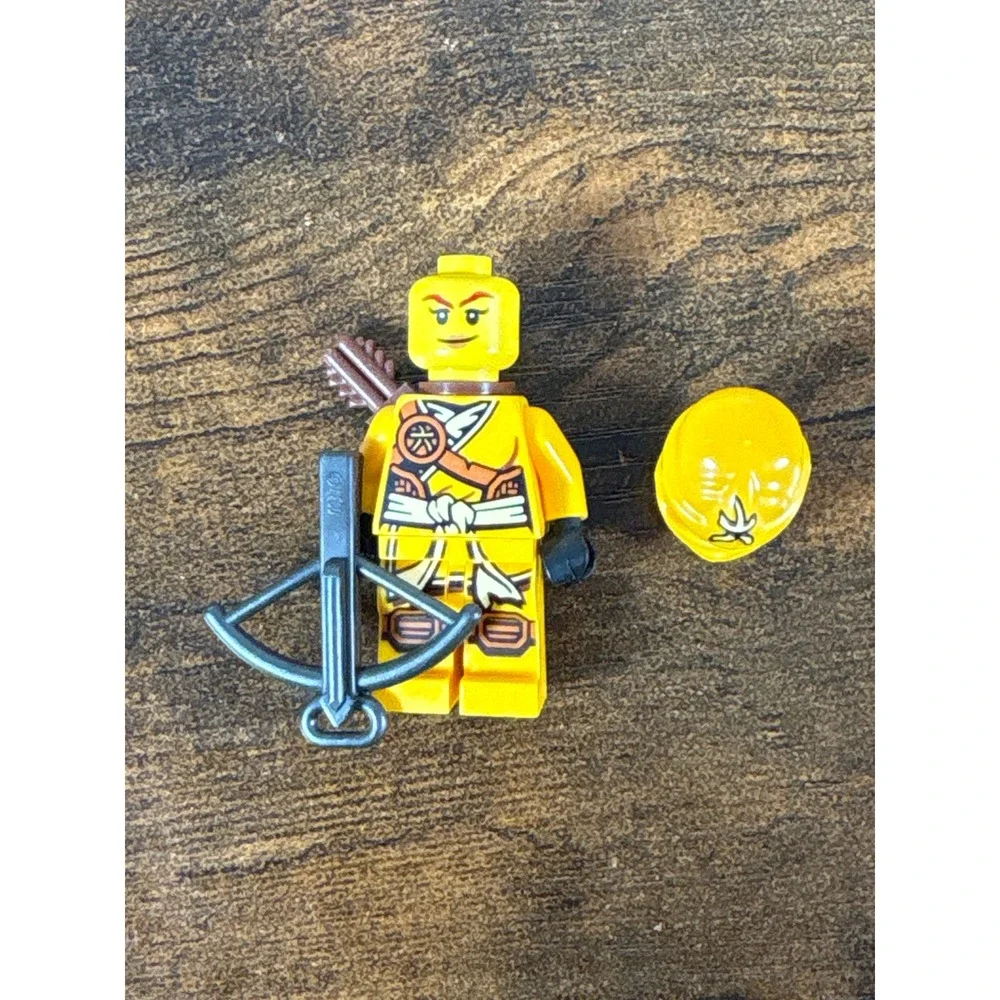 Lego Ninjago Skylor Minifigure Tournement of Elements- Yellow- Ninja Amber 70746